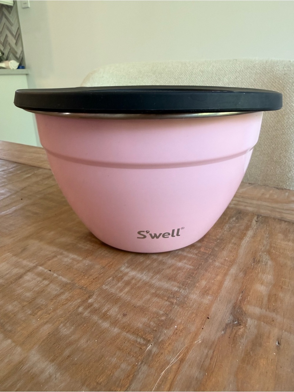 S’well 64 oz Stainless Steel Salad Bowl Pink 1.9L with Lid
